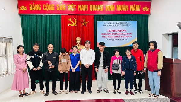 Trung tâm GDNN: Khai giảng khóa đào tạo nghề tẩm quất K16TQ3 – Tạo cơ hội việc làm cho người khiếm thị