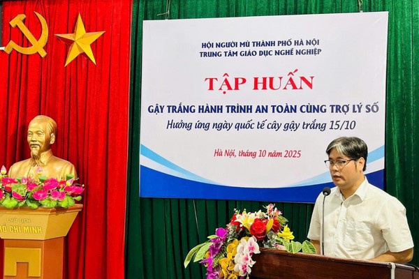 Lan tỏa thông điệp “Gậy trắng - cây gậy của niềm tin và khát vọng vươn lên”